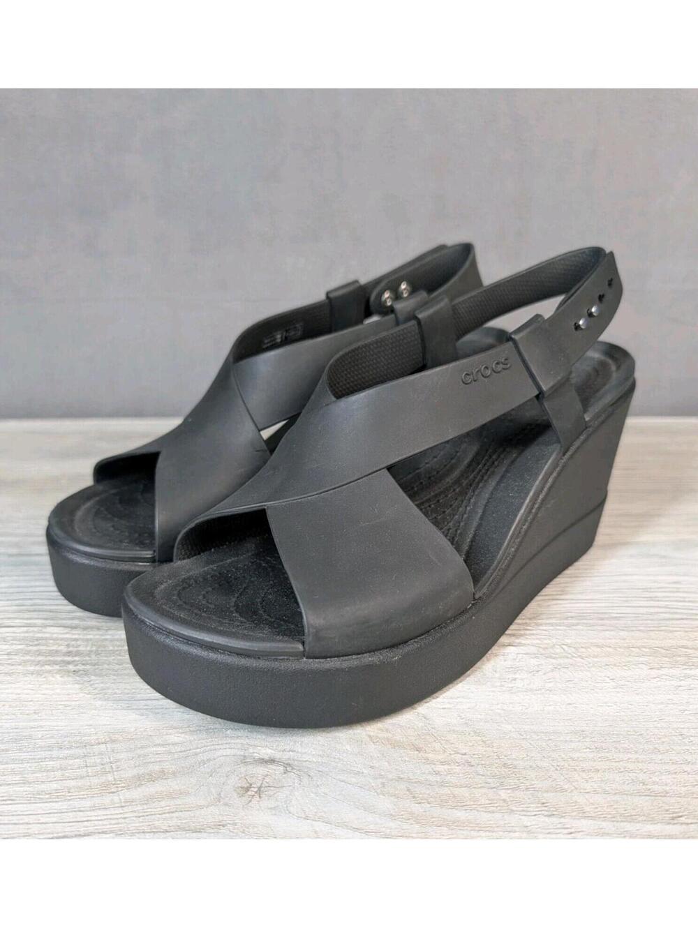 Crocs Womens 9 Black Platform Wedge Sandals Comfort Casual Summer Shoes